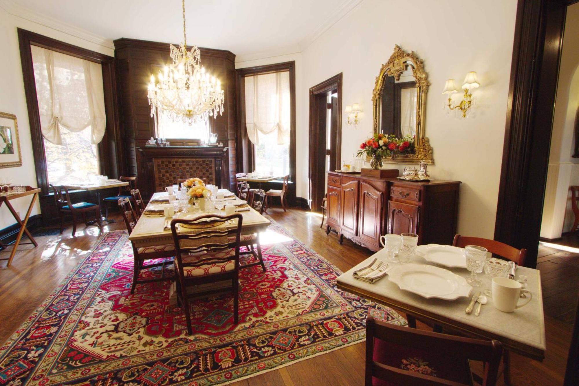 Louisville Bourbon Inn Экстерьер фото